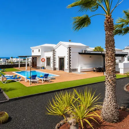Dragos Playa Blanca (Lanzarote)